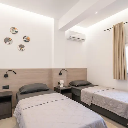 Stone And Sea Oasis *