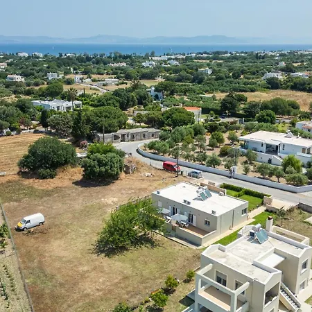 Stone And Sea Oasis Holiday home