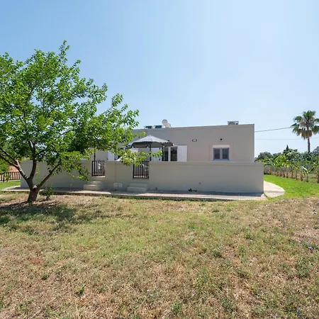 Stone And Sea Oasis *