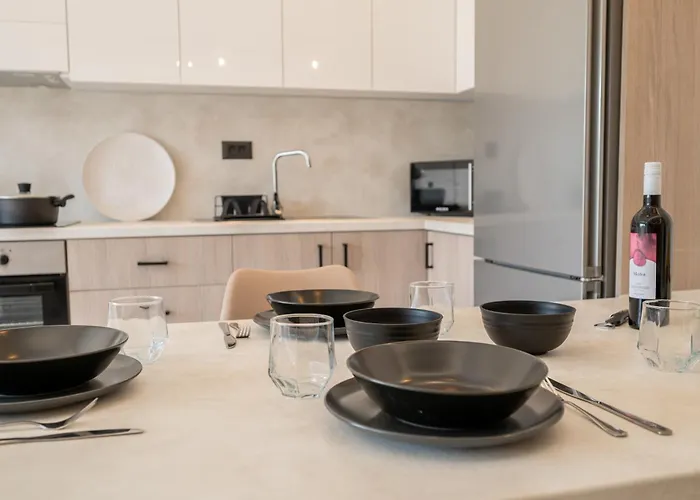 Stone And Sea Oasis *